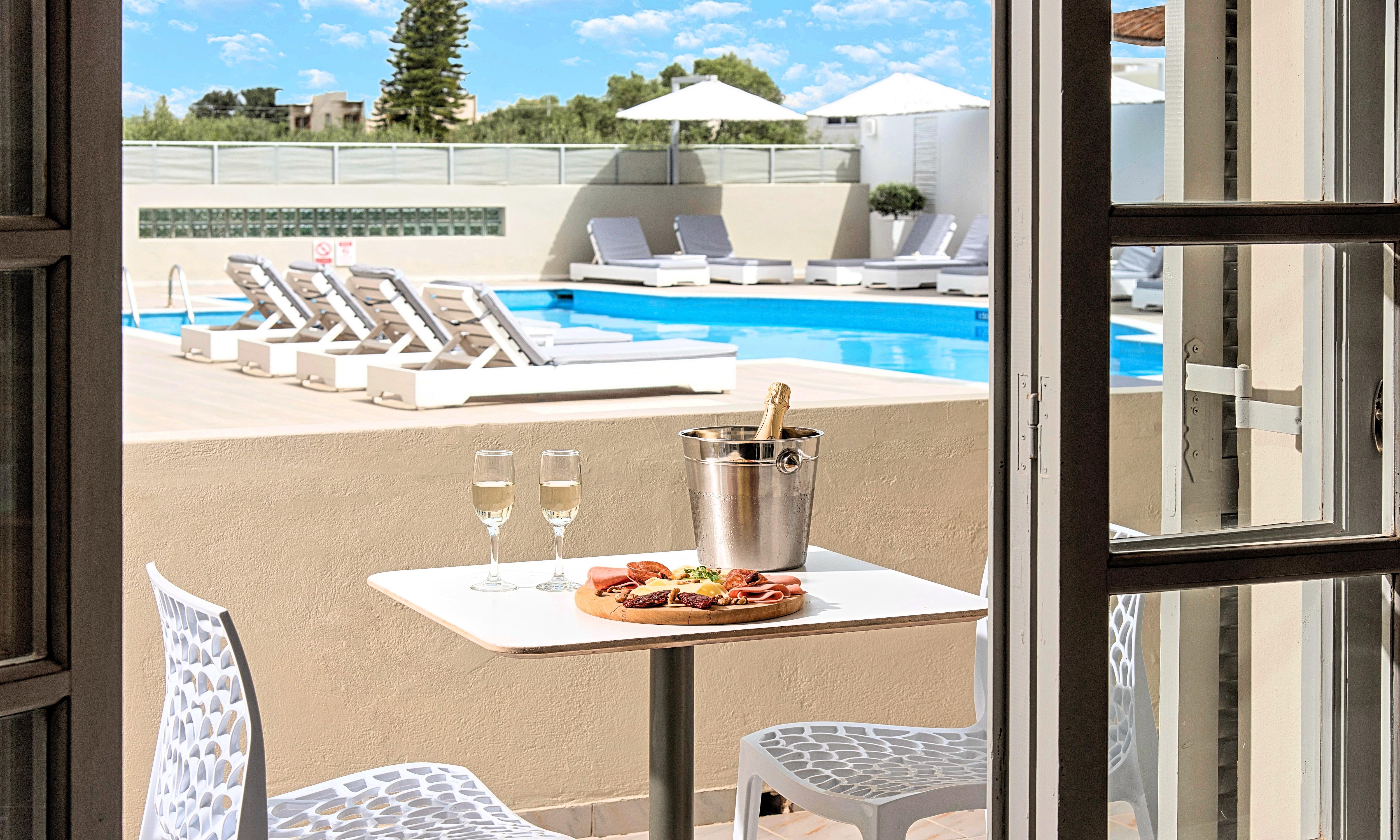 Elounda Garden Suites Heated Pool Exteriör bild