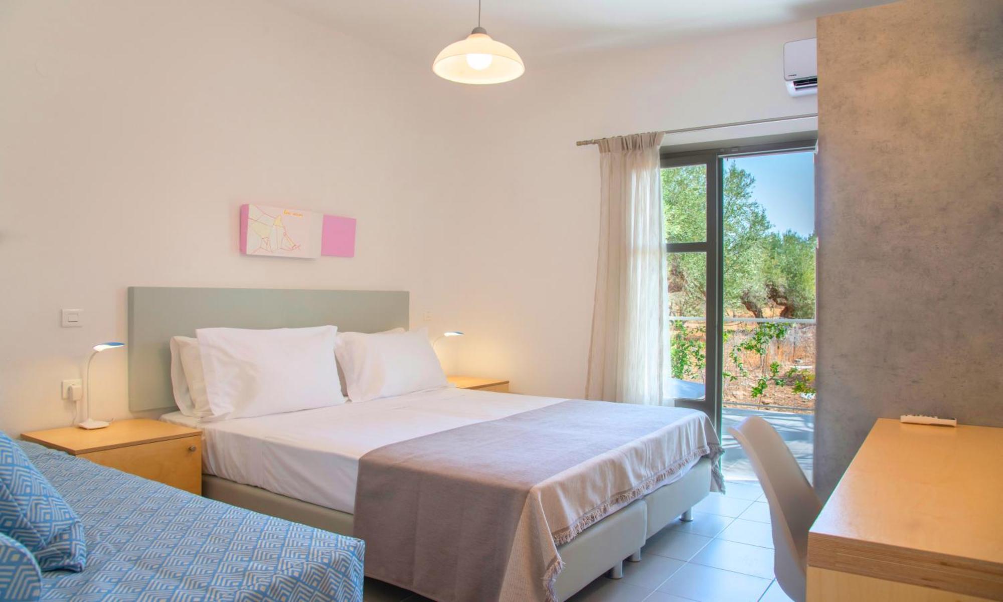 Elounda Garden Suites Heated Pool Rum bild