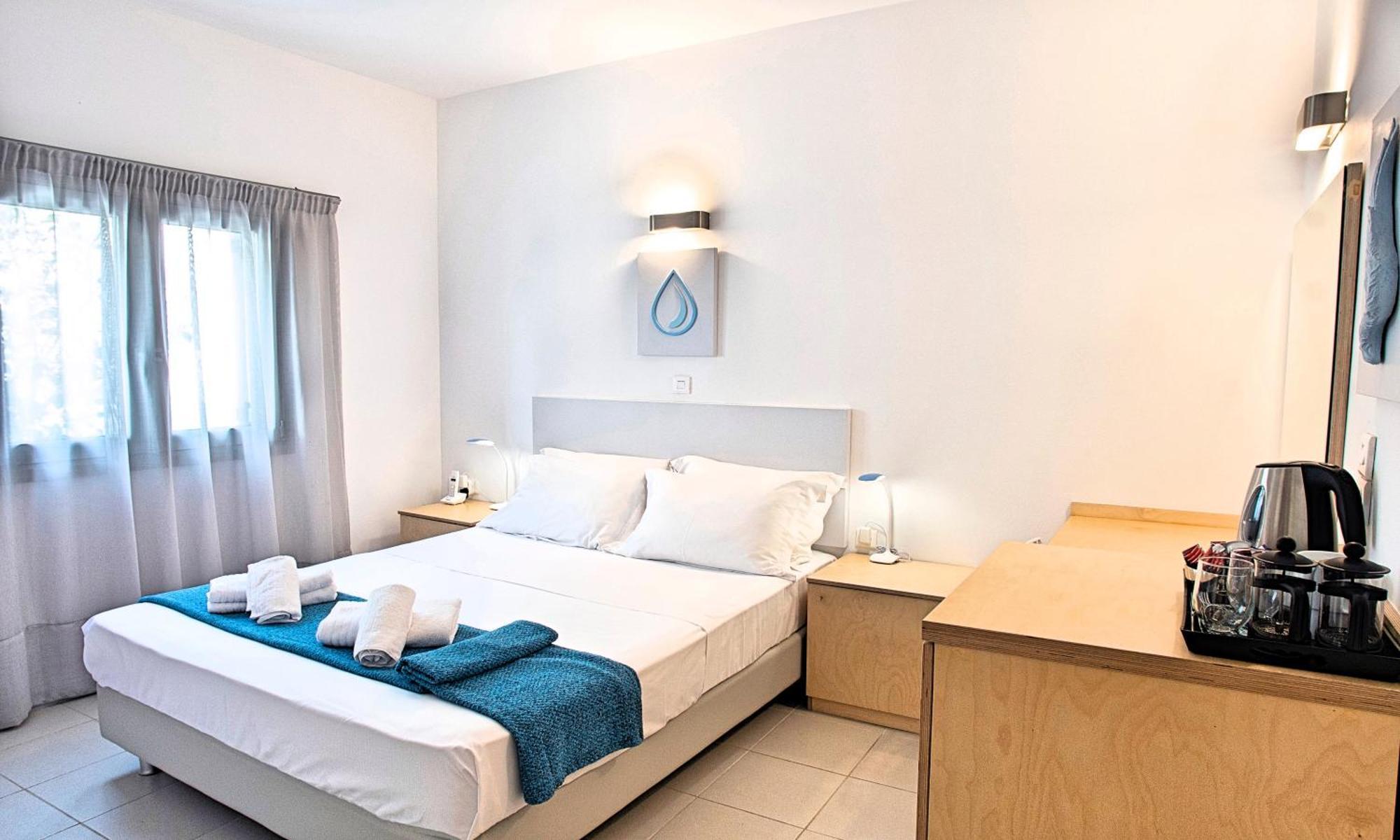 Elounda Garden Suites Heated Pool Rum bild